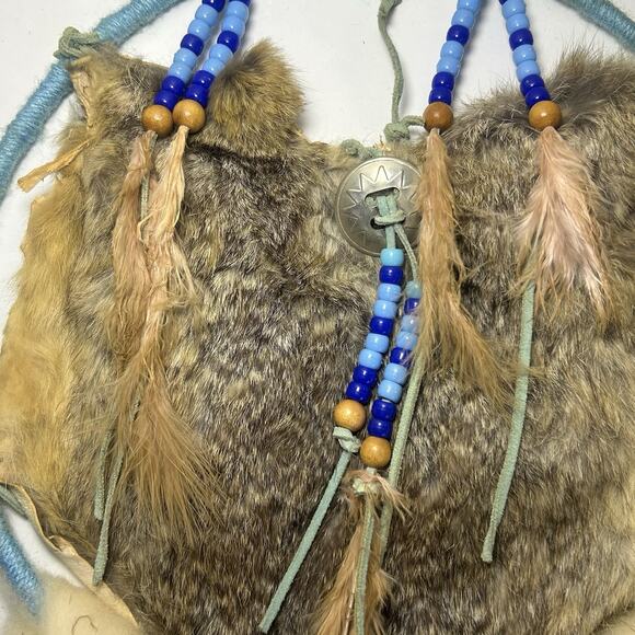 Vintage Native American Mandala Dream Catcher Fur Wool Feathers Beaded - Picture 4 of 6